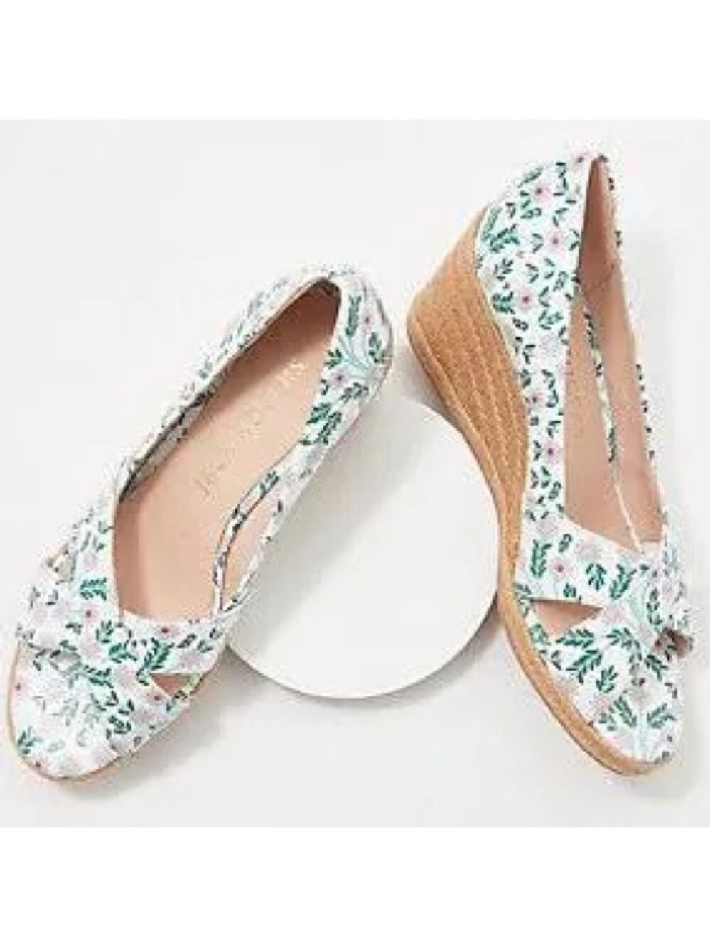NW & WOB  $138 Jack Roger’s Daisy Print Leather Wedge Open-toe Sandals